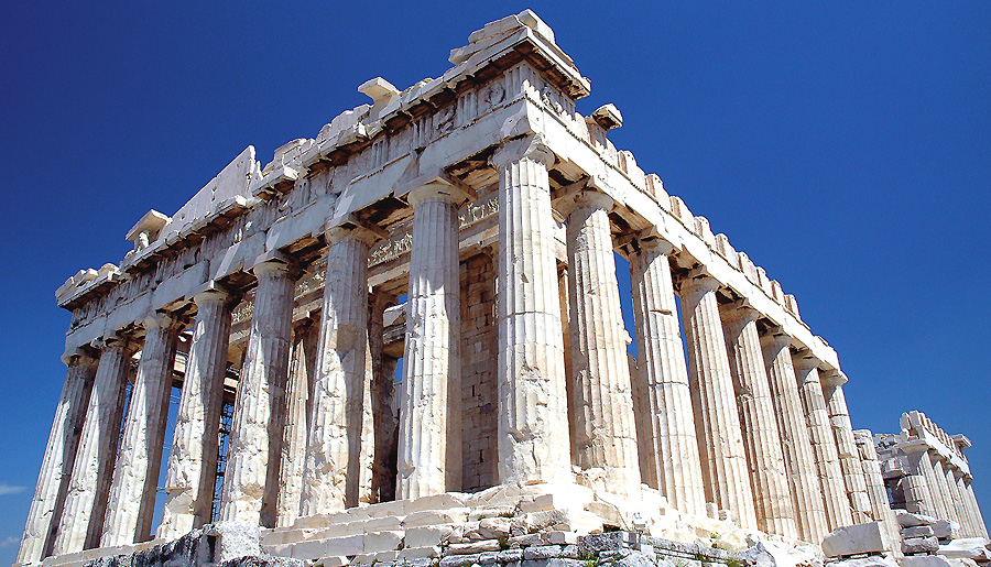 THE FAMOUS PARTHENON IN ATHENS