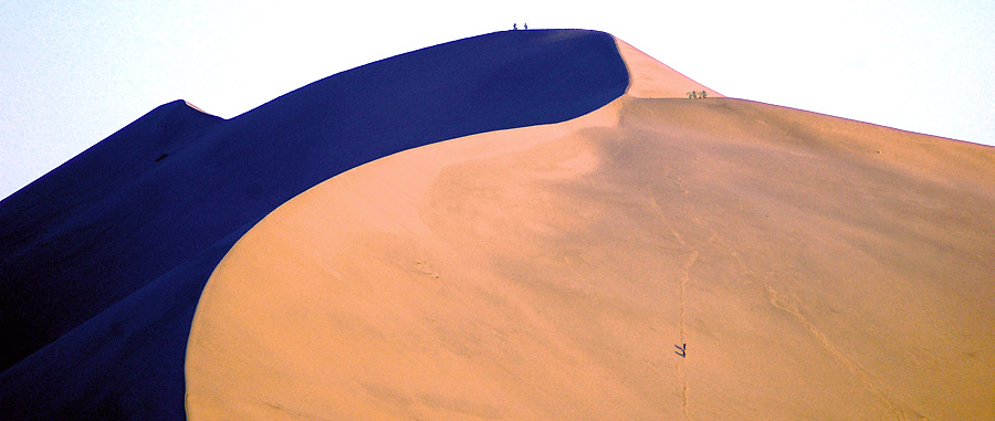 WALKING THE HUGE DUNES OF THE GOBI DESERT