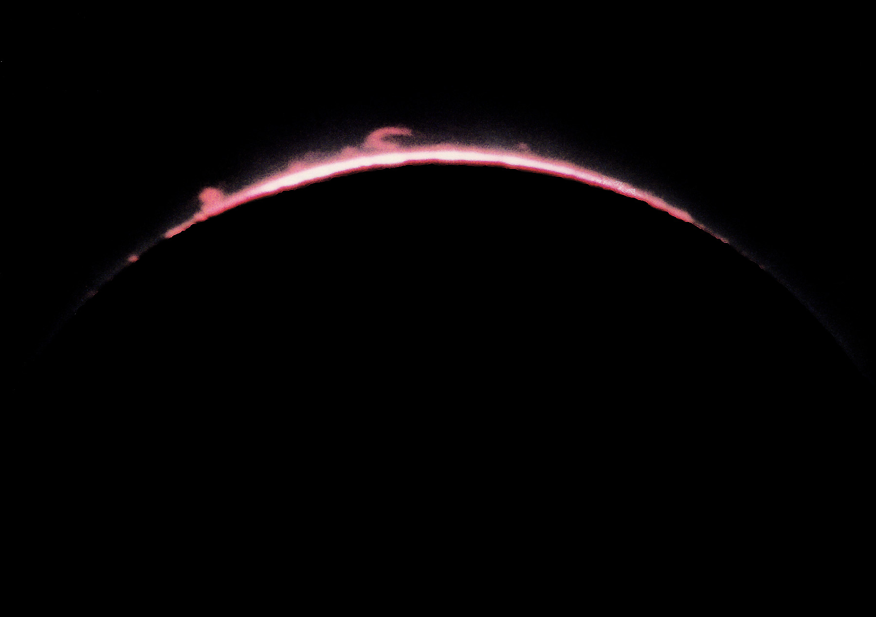 Eclipse 1994 - A66 - Prominences