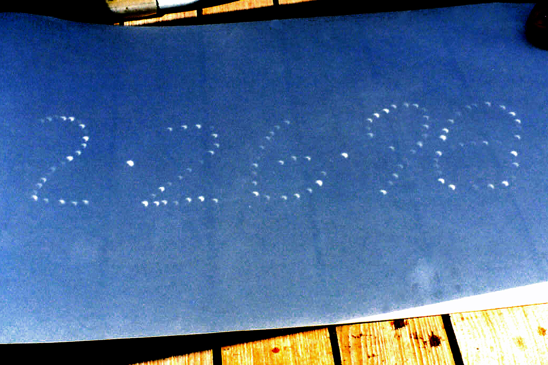 Eclipse 1998 - A57 - Pinhole Images