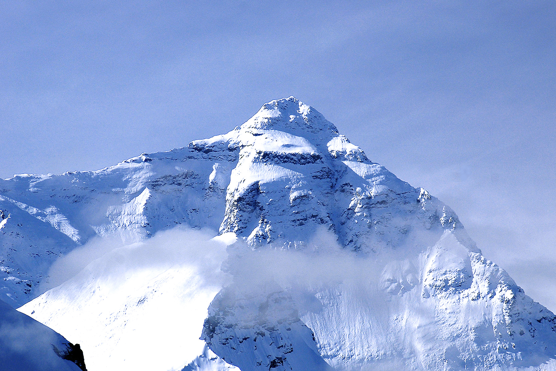 Eclipse 2008 - Tibet - A73 - Everest Peak