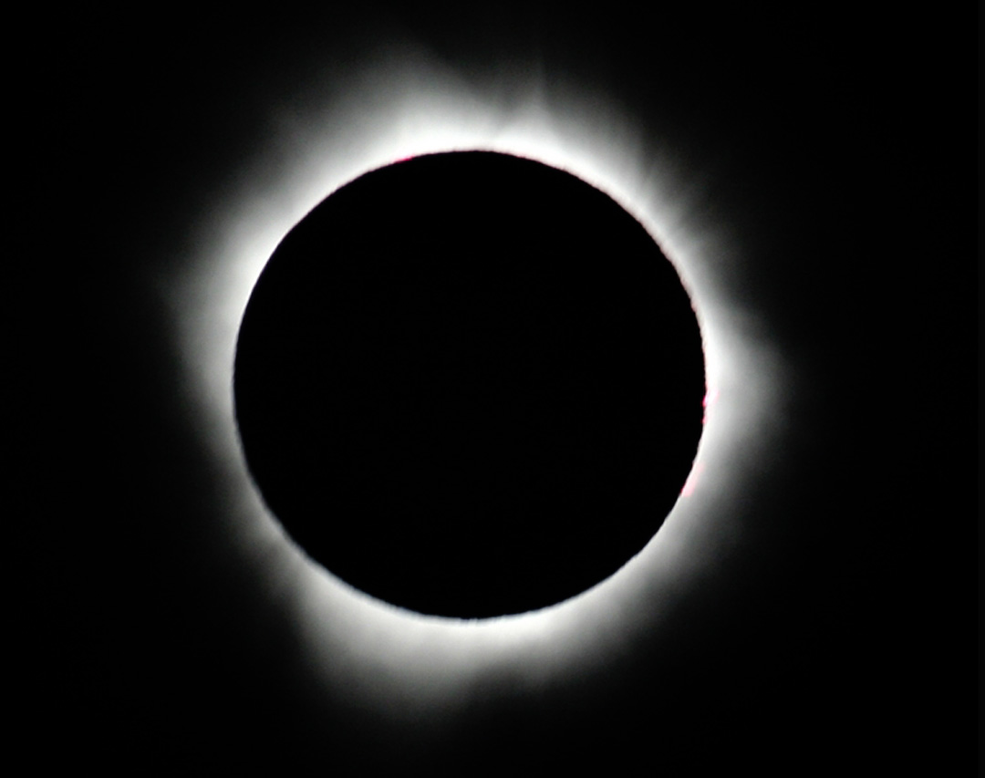 Eclipse 1972 - C10-Full Corona