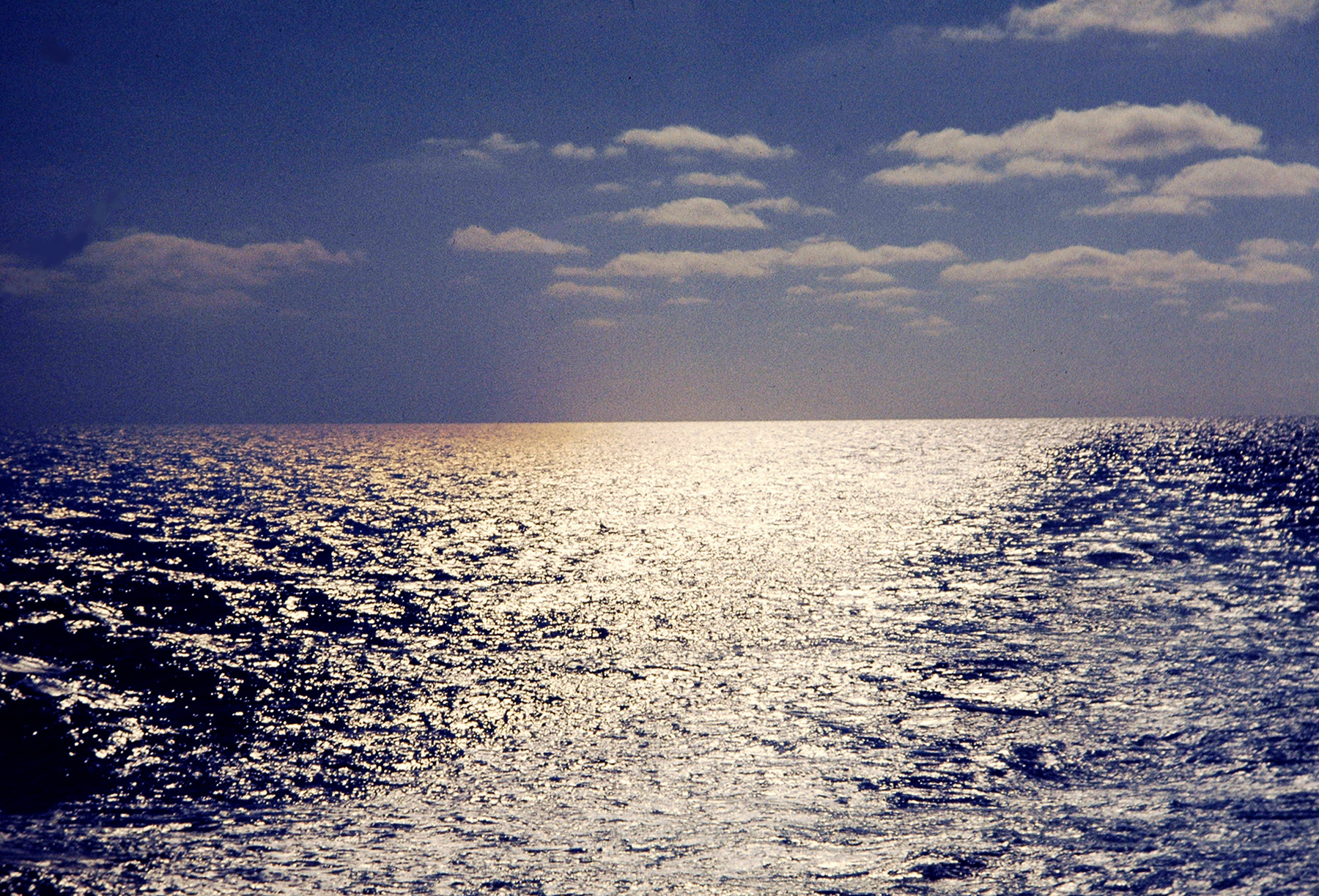 Eclipse 1973 - D18-Sun on the Ocean