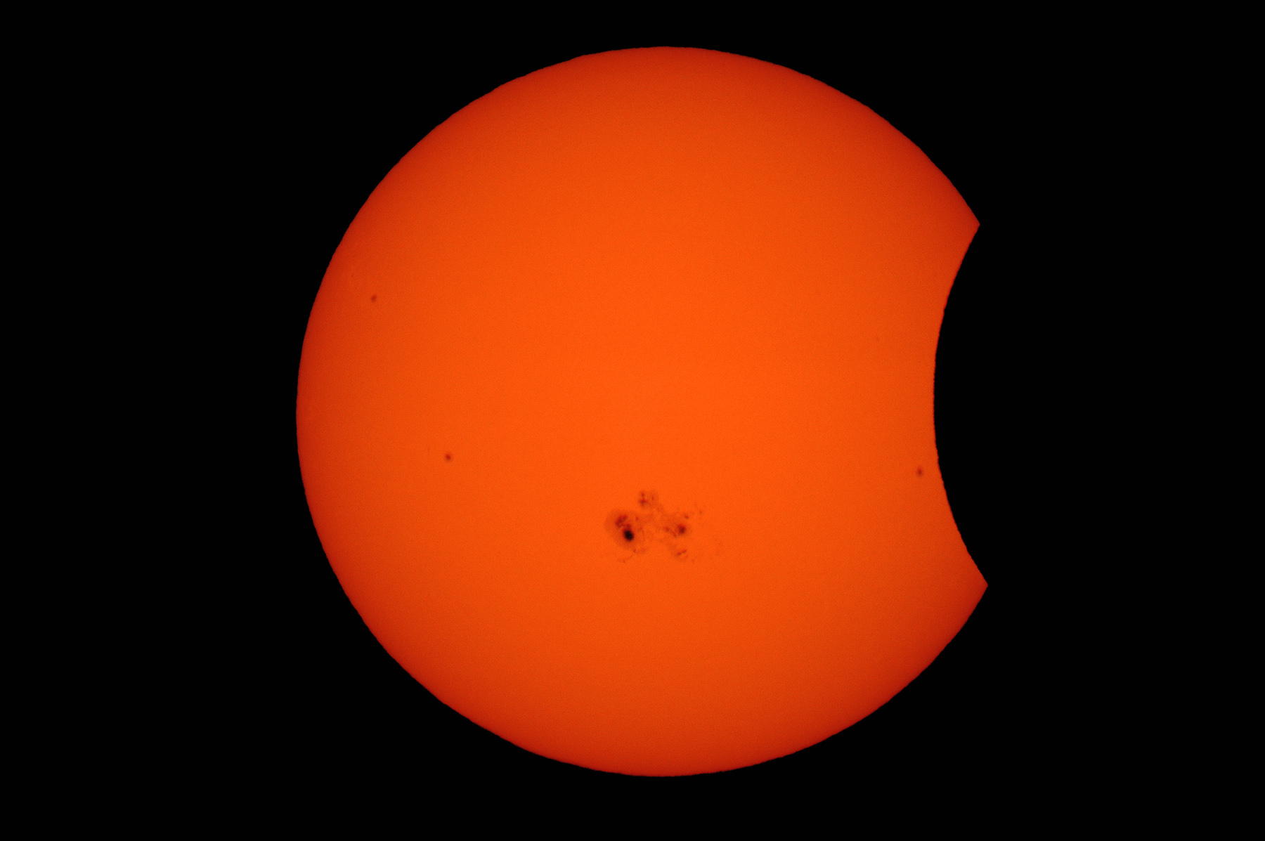 Eclipse 2014 - A14 - 5-50 p.m. - 8691