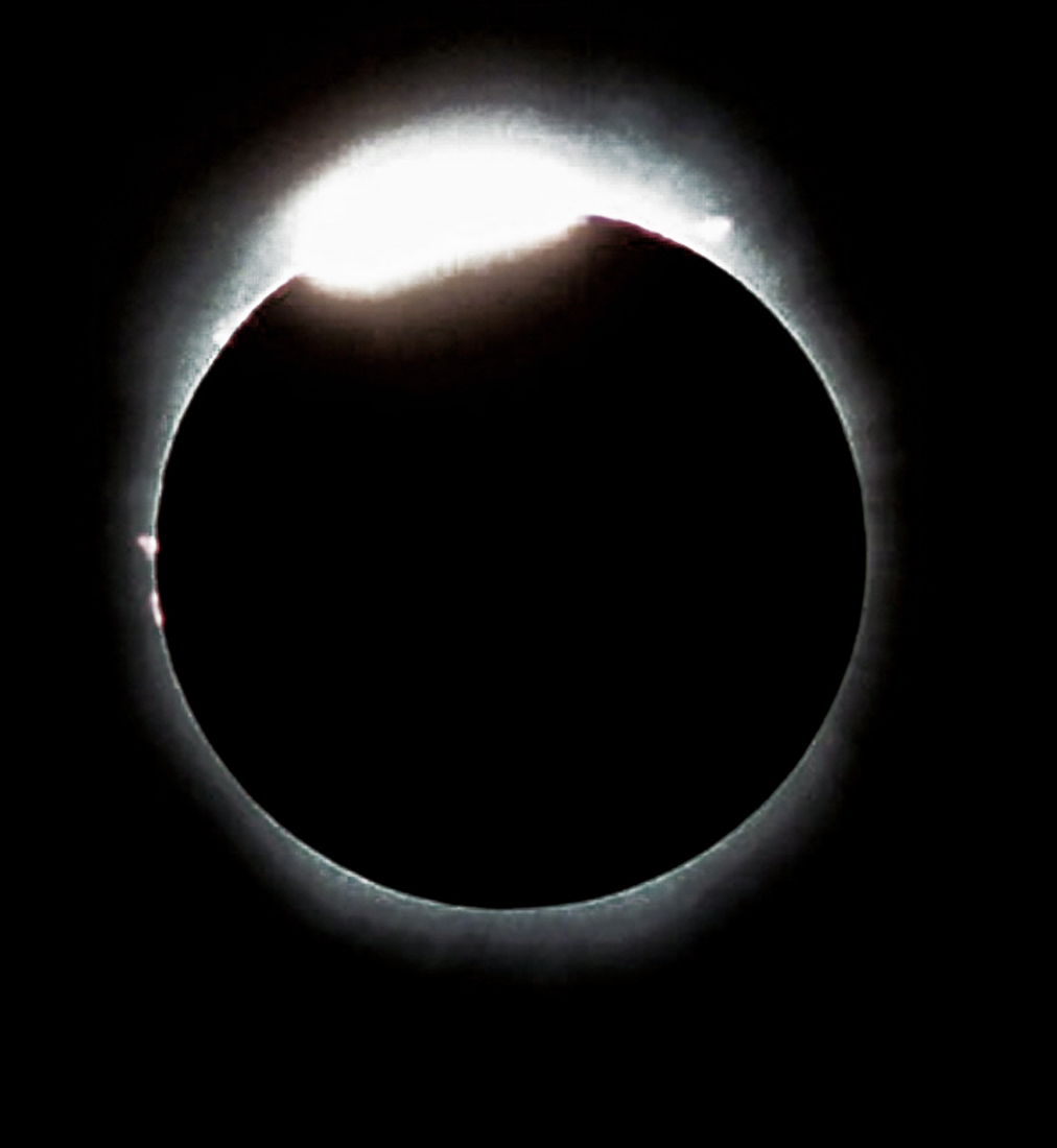 Eclipse 2001 - A72 - Diamond Ring