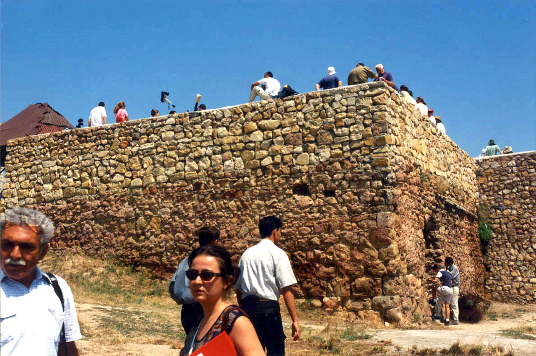 Eclipse 1999 - A60 - Eclipse - Castle