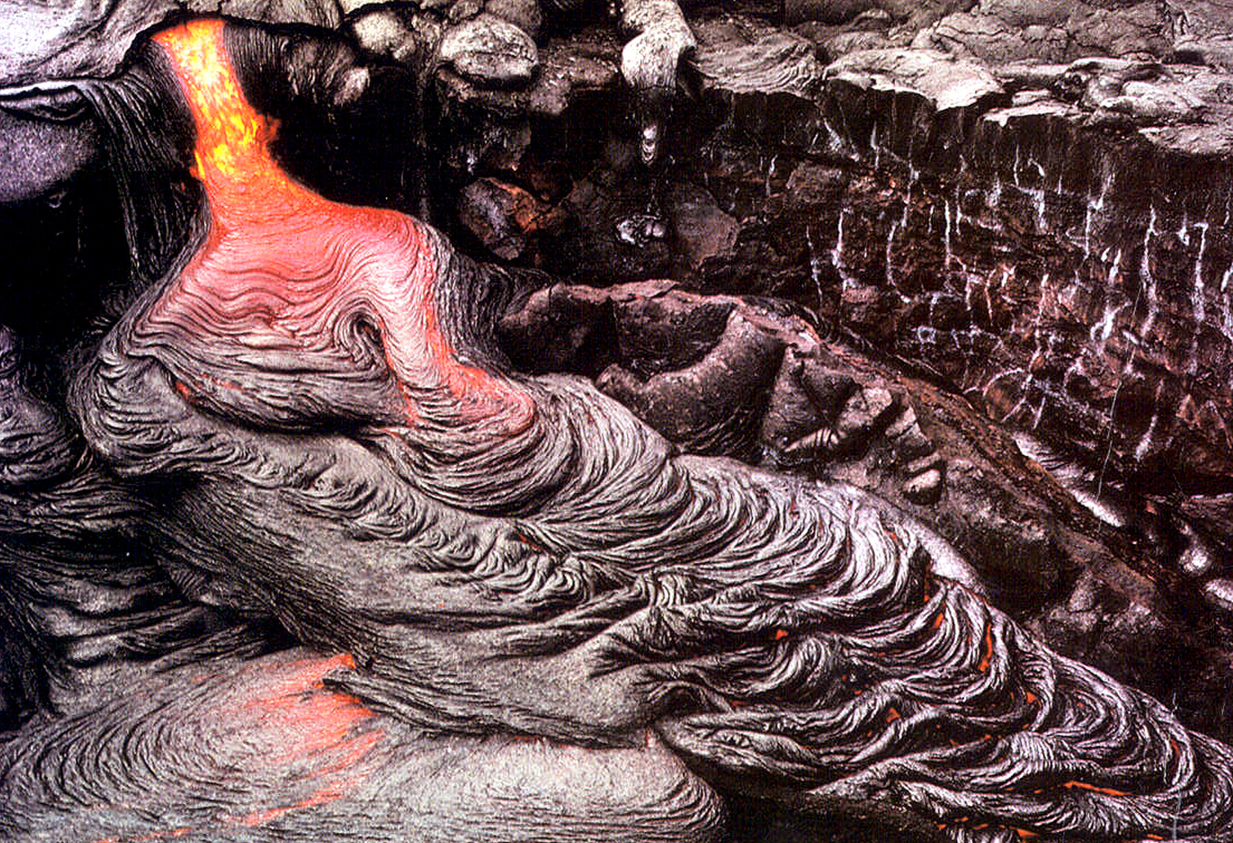 Eclipse 1991 - A34 - Lava Flow in Daylight