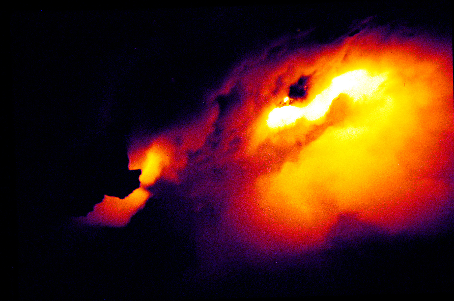 Eclipse 1991 - A36 - Lava entering the Sea