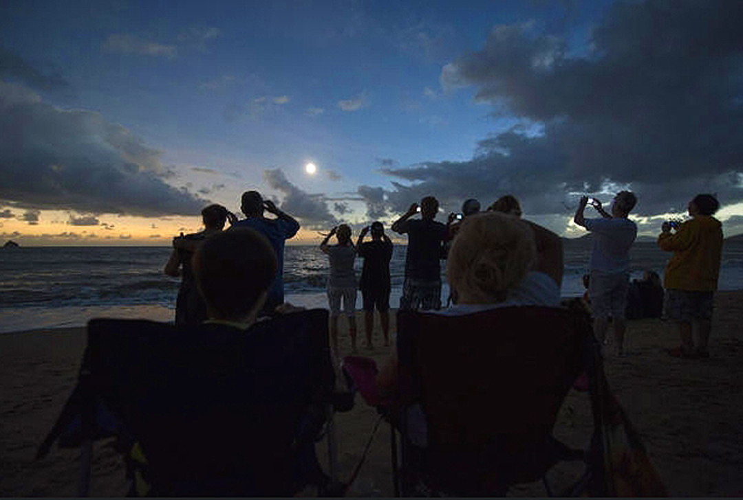 Eclipse 2012 - DSC_3331 -Eclipse 2012 - Wide Angle Beach View of Eclipse
