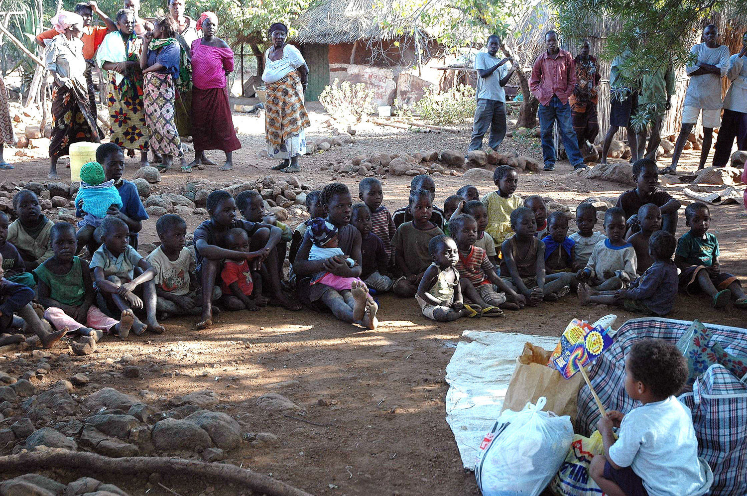 VT - 2004 - A23 - Zambia - Songwe Village